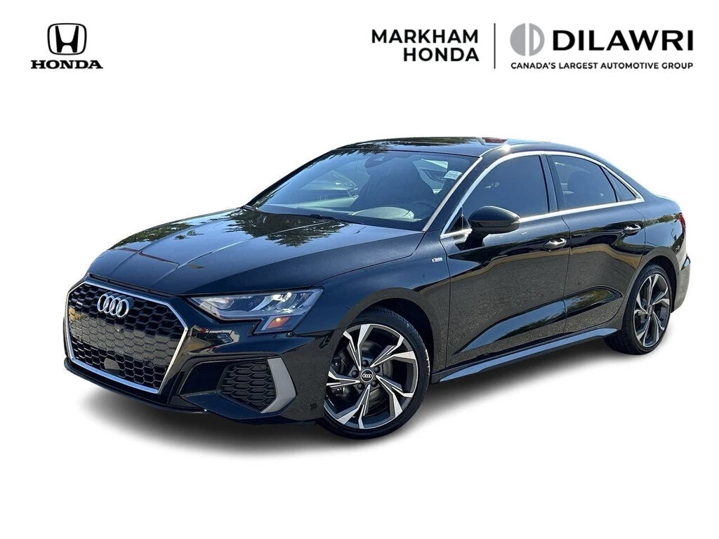 Audi A3 * Progressiv S line | Carplay | Leather * CARFAX *, снимка 1