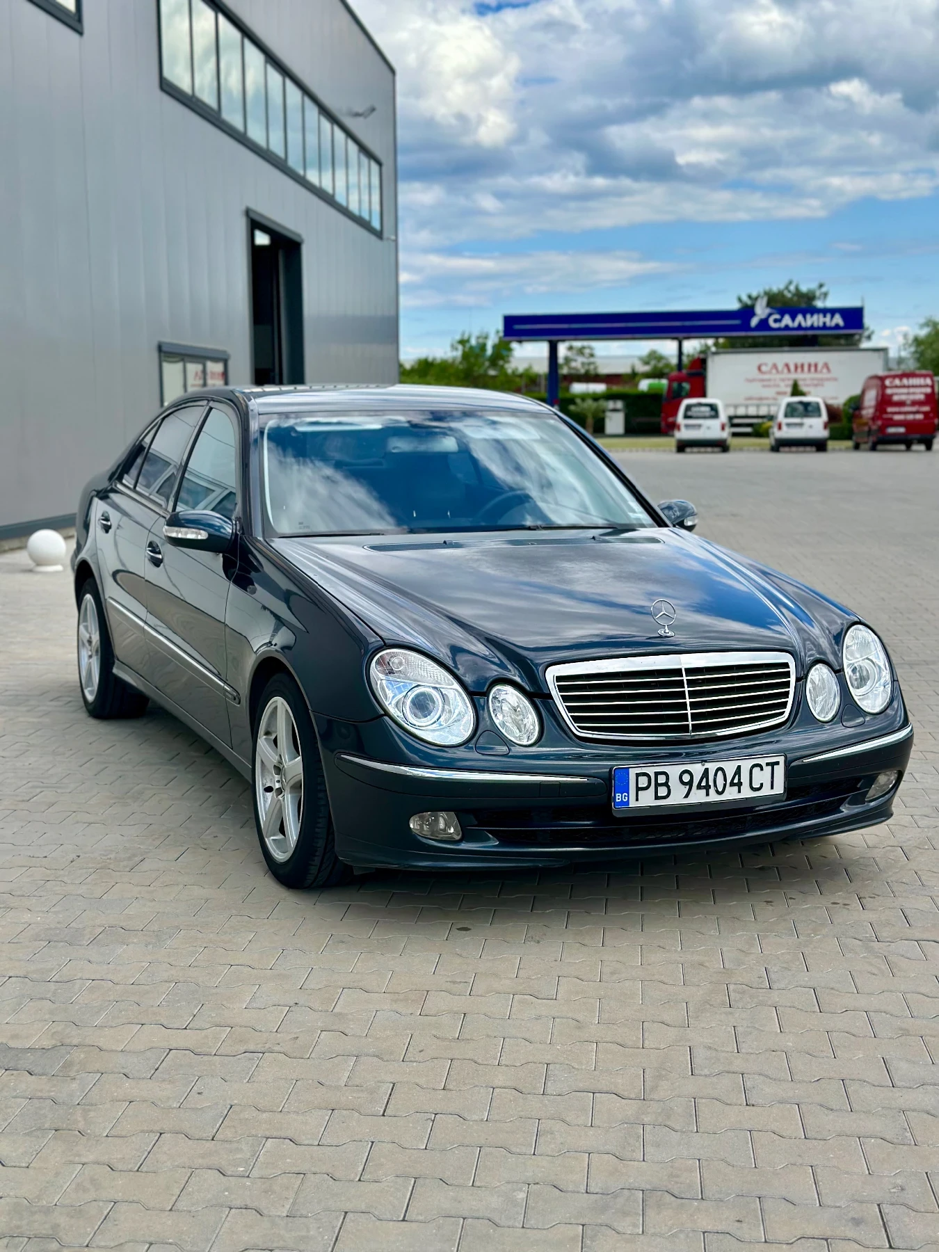 Mercedes-Benz E 270  - изображение 3