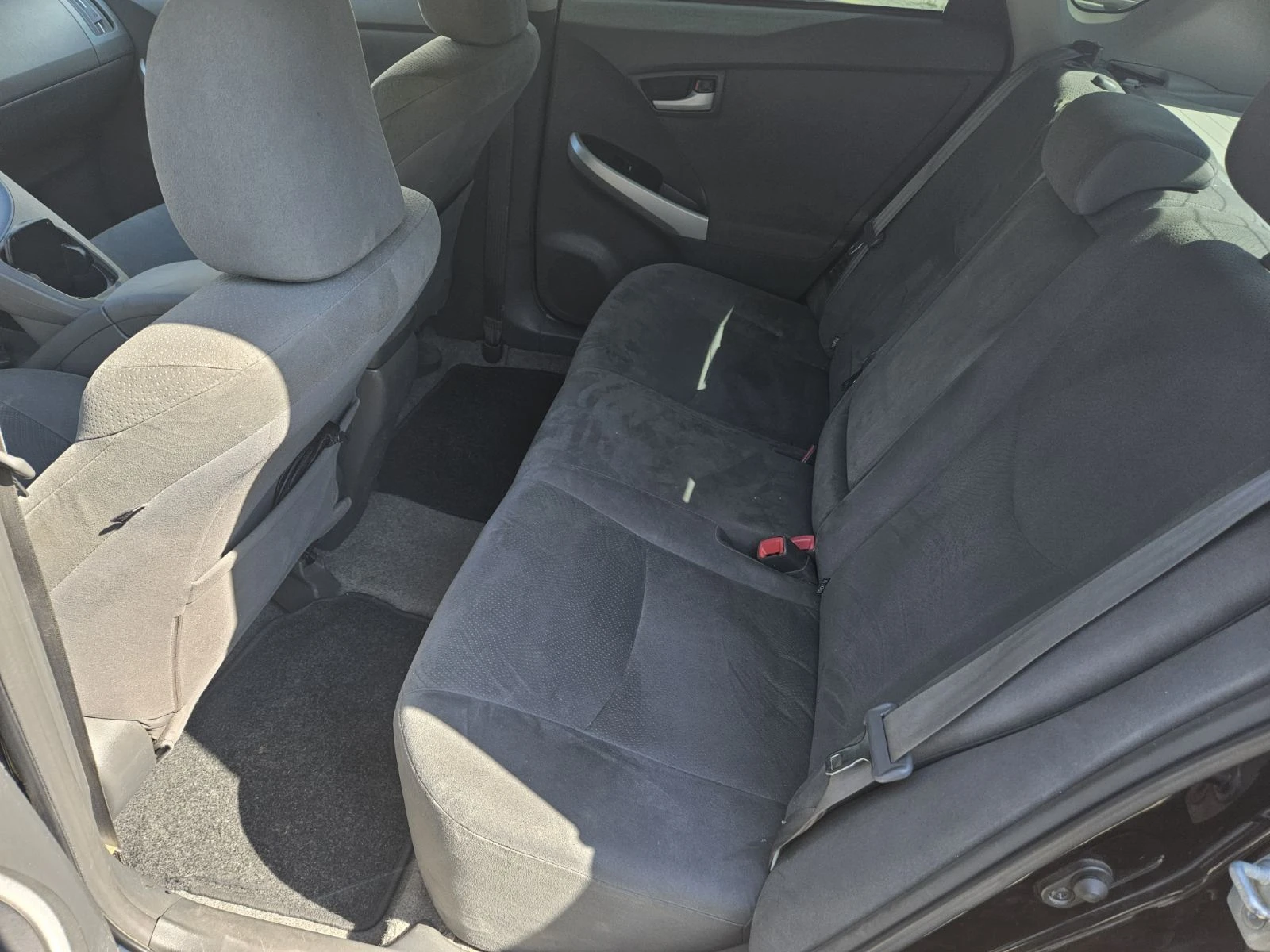 Toyota Prius  - изображение 7