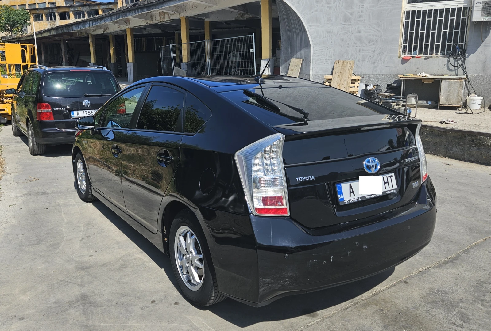 Toyota Prius  - изображение 4
