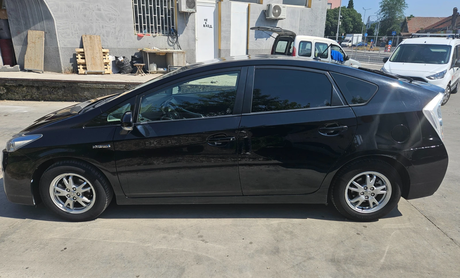 Toyota Prius  - изображение 3
