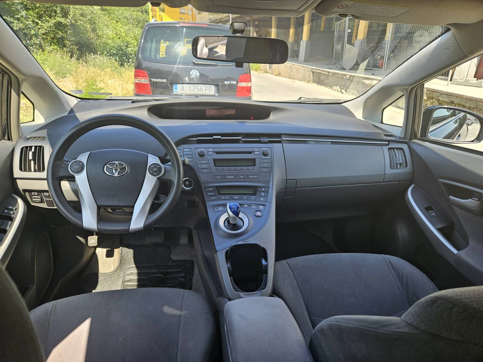 Toyota Prius  - изображение 8
