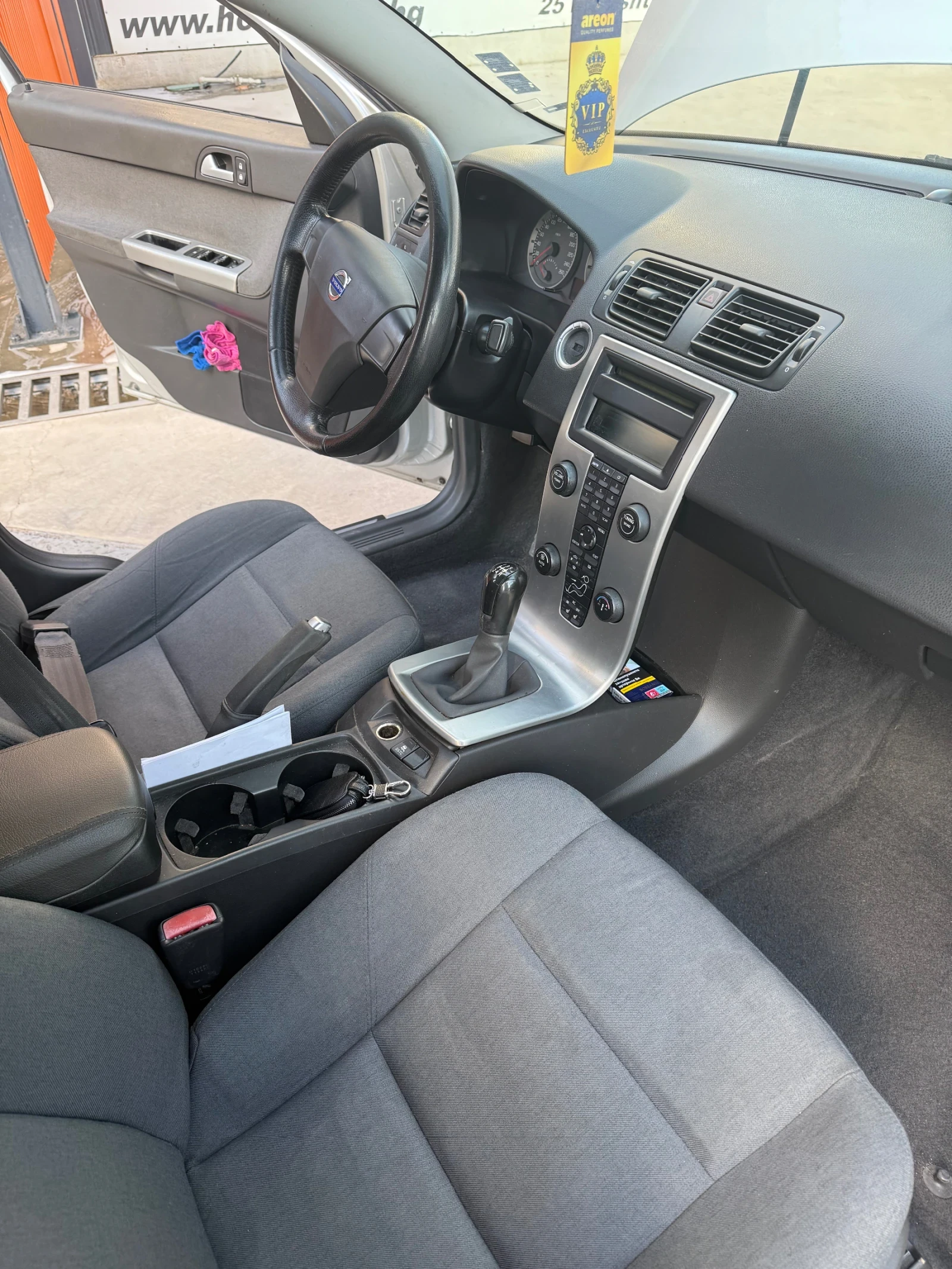 Volvo S40  - изображение 5
