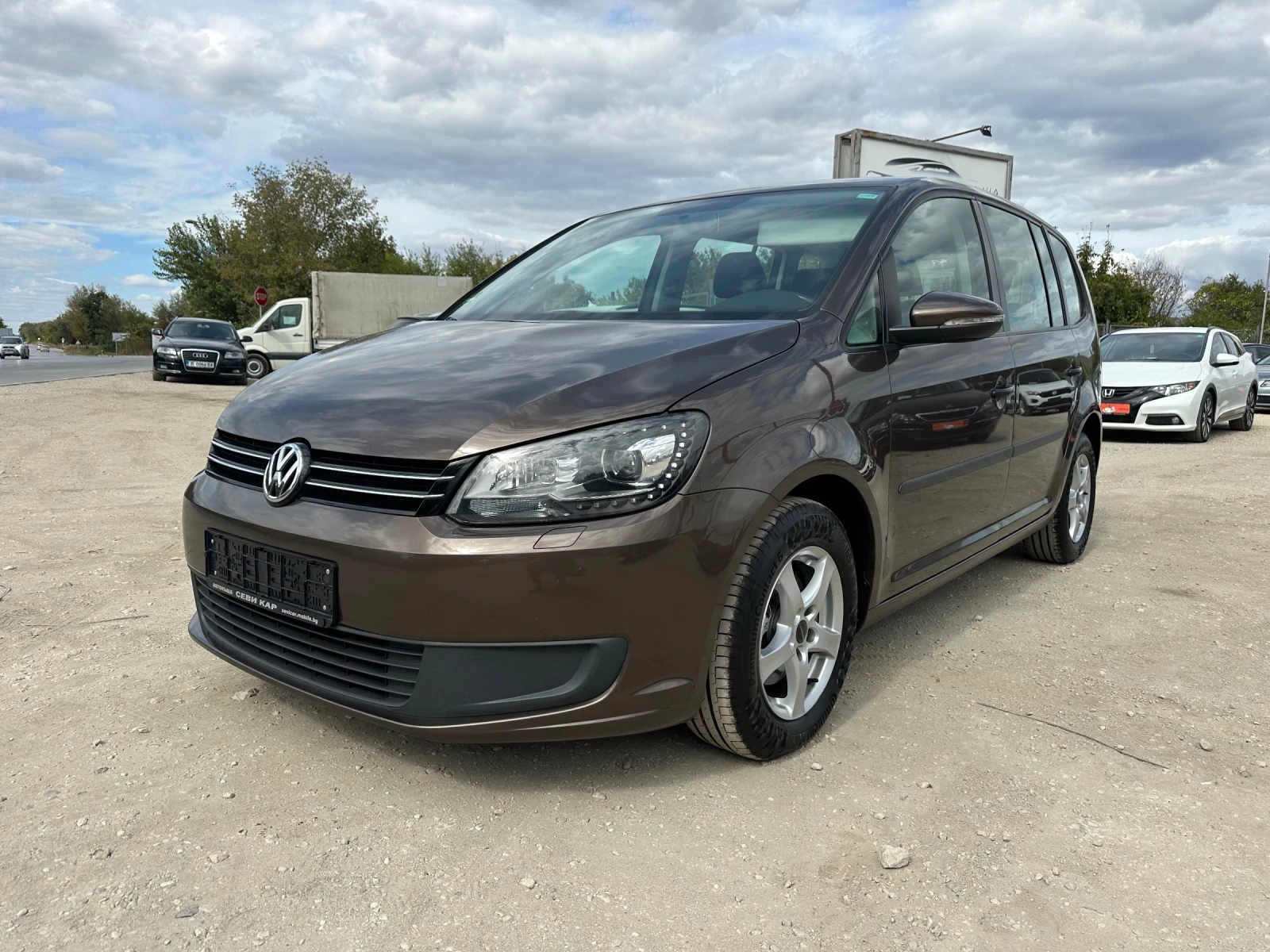 VW Touran 1.6tdi, Led, Xenon!  - изображение 3