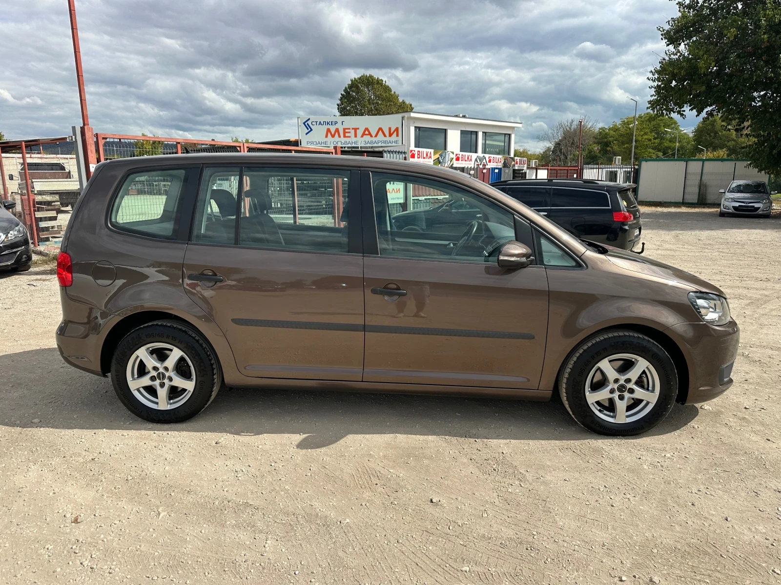 VW Touran 1.6tdi, Led, Xenon!  - изображение 8