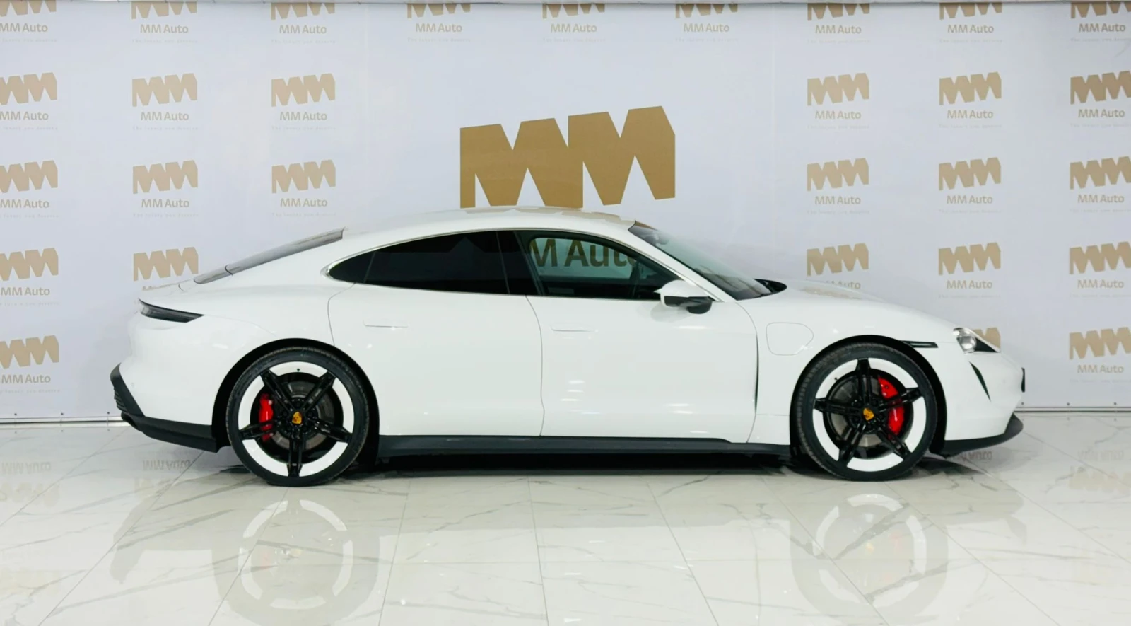 Porsche Taycan 4S* 79kWh* Performance* Bose* HuD* Lift - изображение 3