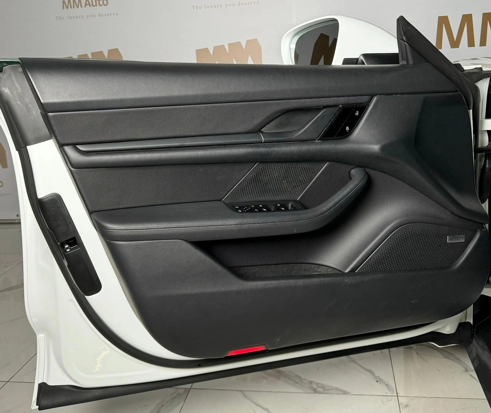 Porsche Taycan 4S* 79kWh* Performance* Bose* HuD* Lift - изображение 7