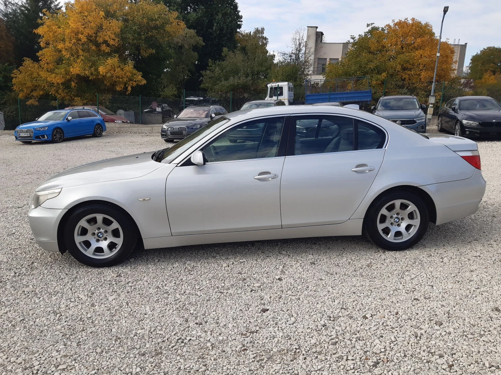 BMW 525 2.5 AVTOMAT - изображение 2