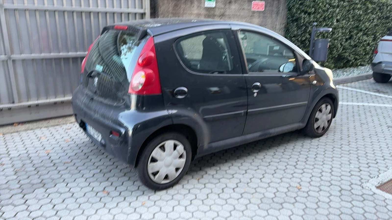 Peugeot 107 1.0 нов внос от Италия  - изображение 7