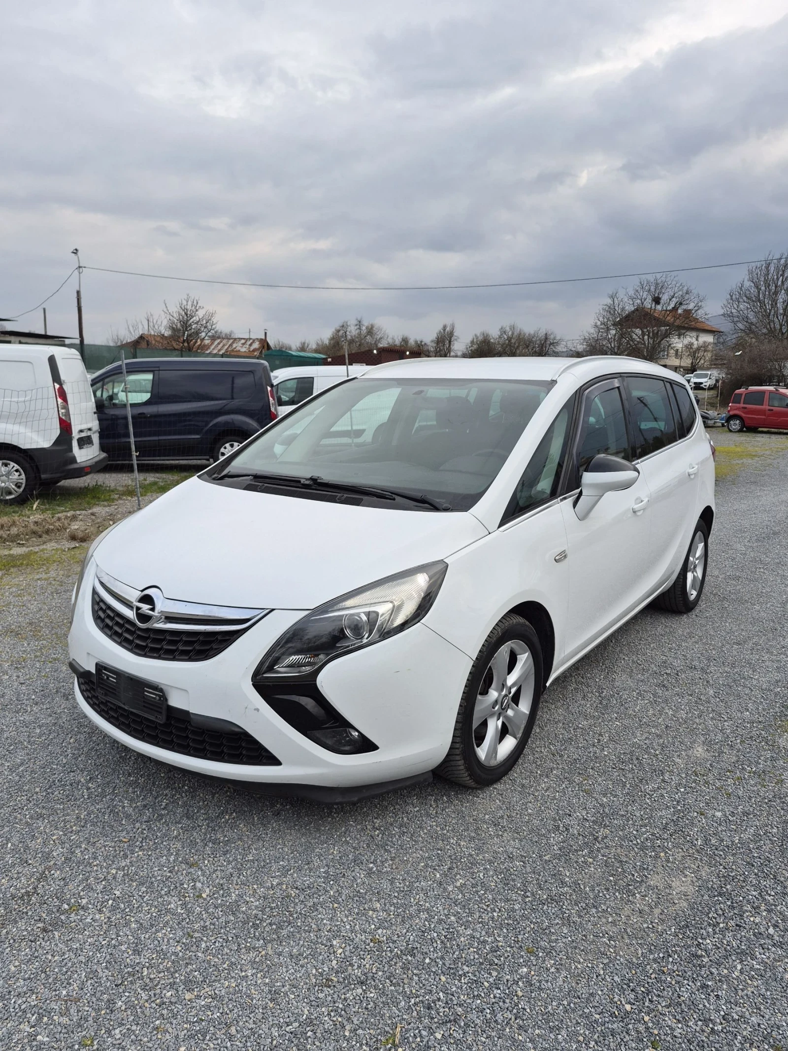 Opel Zafira 1.6 Turbo 7 места Evro 5, снимка 3 - Автомобили и джипове - 53877583