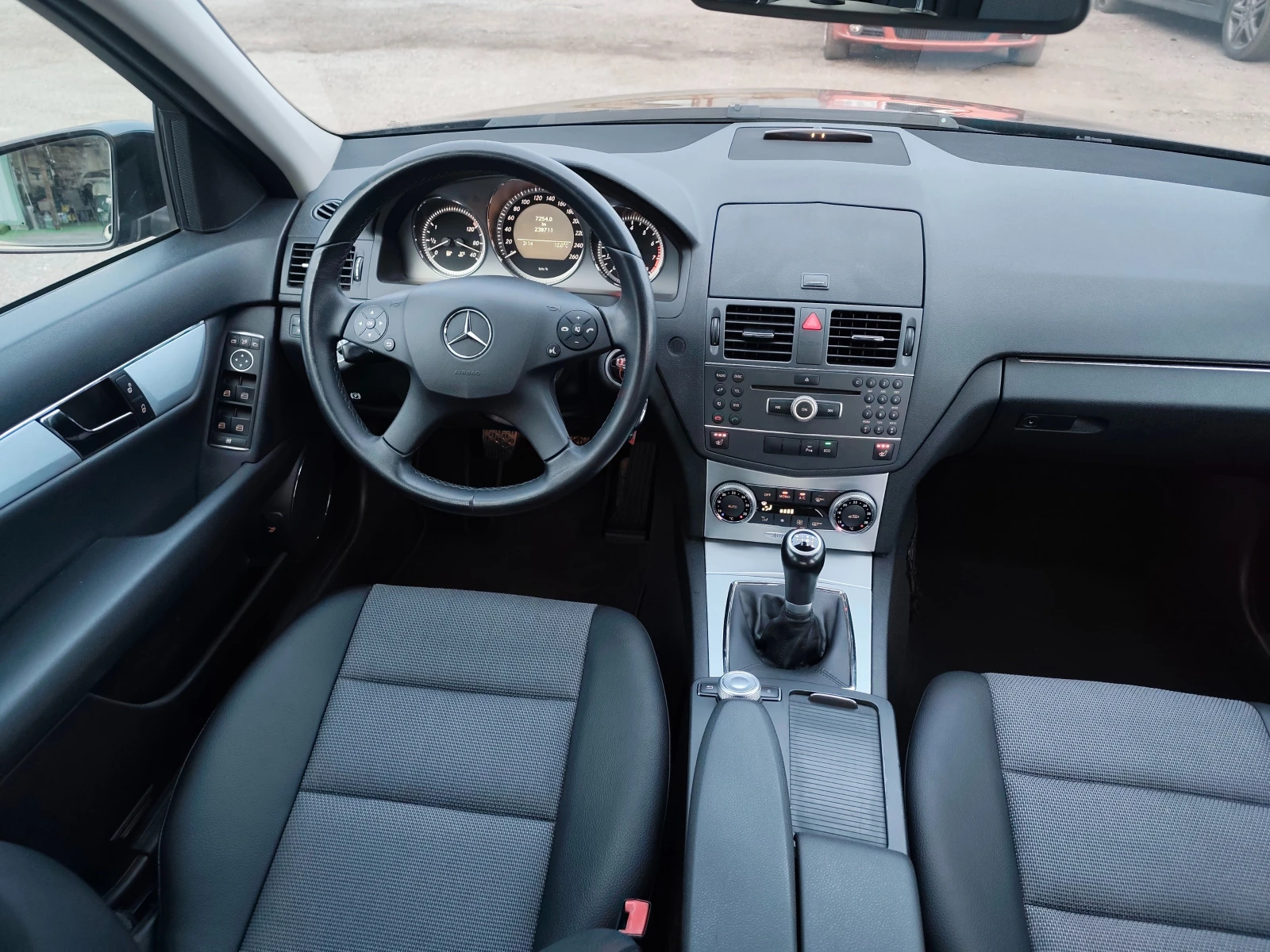 Mercedes-Benz C 200 i  Avantgarde  Евро 5, снимка 10 - Автомобили и джипове - 53879265