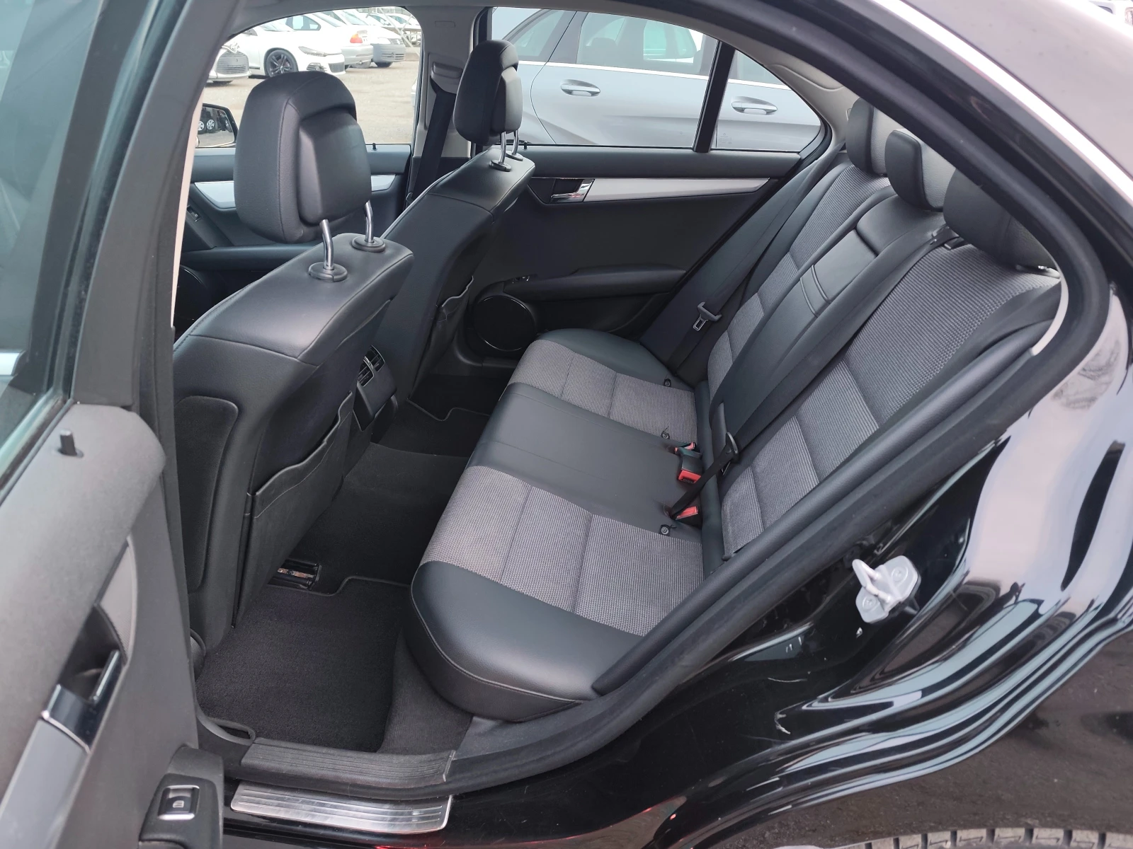 Mercedes-Benz C 200 i  Avantgarde  Евро 5, снимка 14 - Автомобили и джипове - 53879265