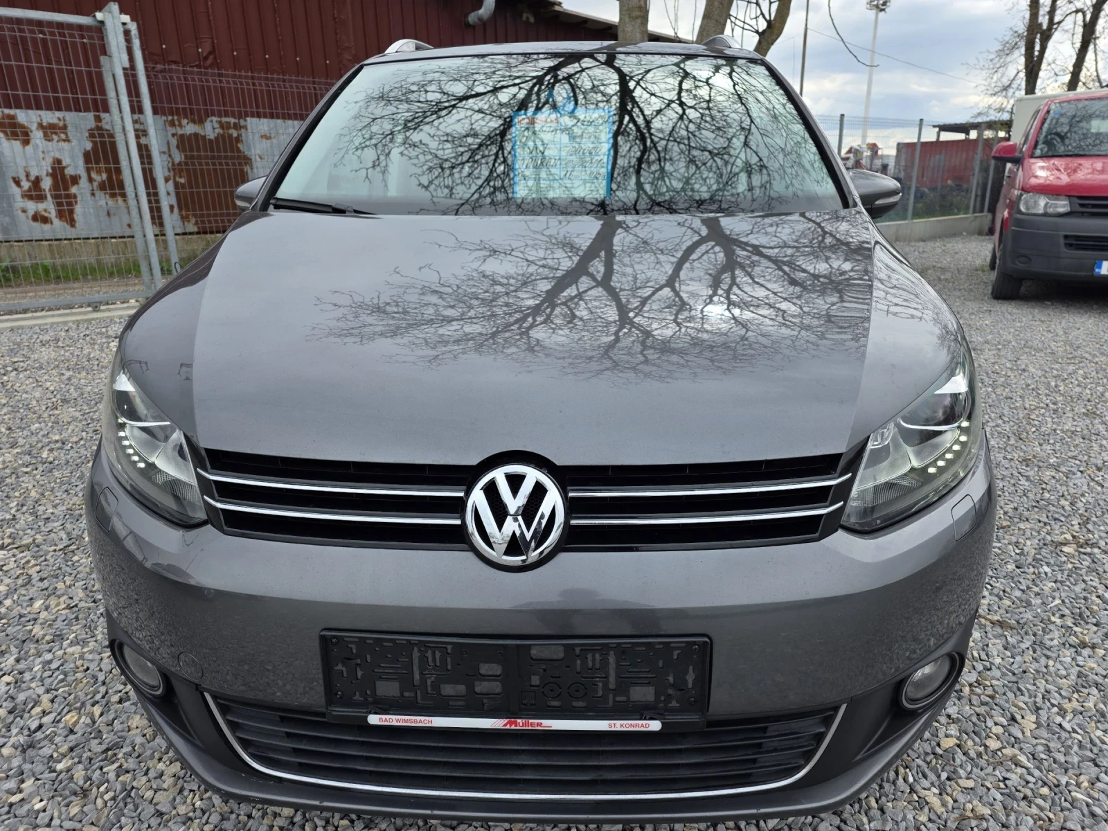 VW Touran 1.6tdi 105k.s Alkantara, Kamera, DVD, Podgrev | Mobile.bg � ����������� 2