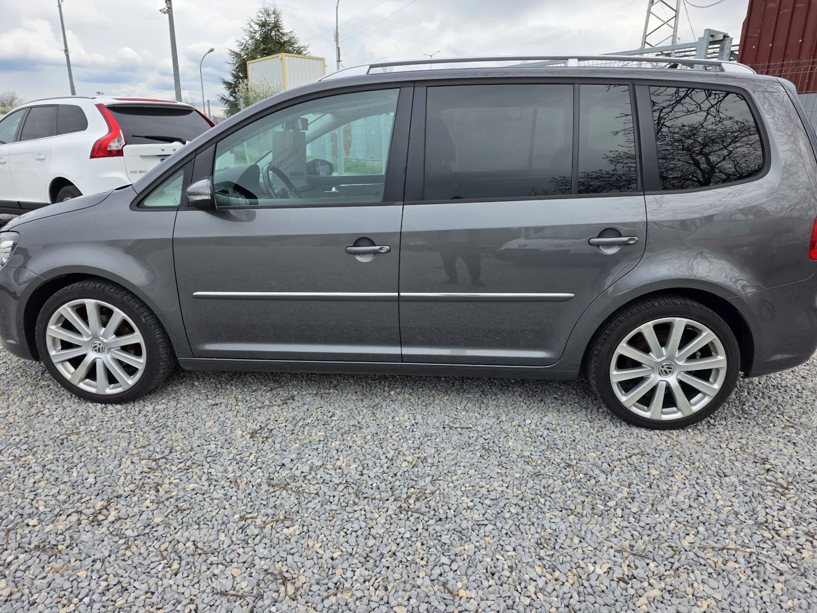 VW Touran 1.6tdi 105k.s Alkantara, Kamera, DVD, Podgrev | Mobile.bg � ����������� 7