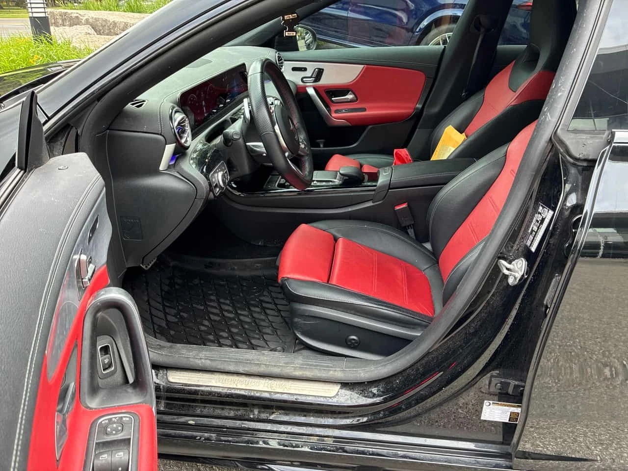 Mercedes-Benz CLA 250 | DISTRONIC | 360 | ШИБИДАХ | CARFAX | , снимка 5 - Автомобили и джипове - 55070131