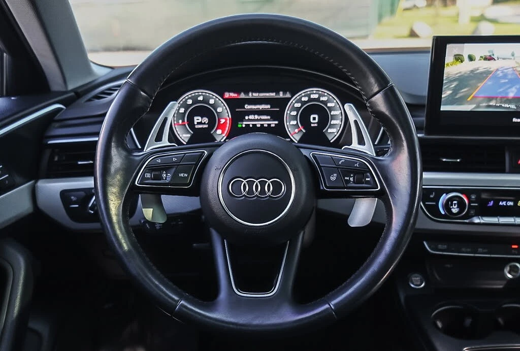 Audi A4 * S-LINE* Quattro* ПАНО* KEYLESS* Camera* ПОДГРЕВ*, снимка 15 - Автомобили и джипове - 55624533