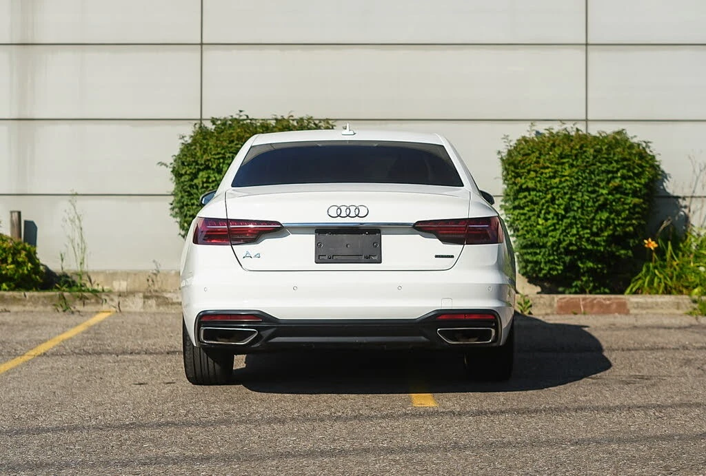 Audi A4 * S-LINE* Quattro* ПАНО* KEYLESS* Camera* ПОДГРЕВ*, снимка 6 - Автомобили и джипове - 55624533