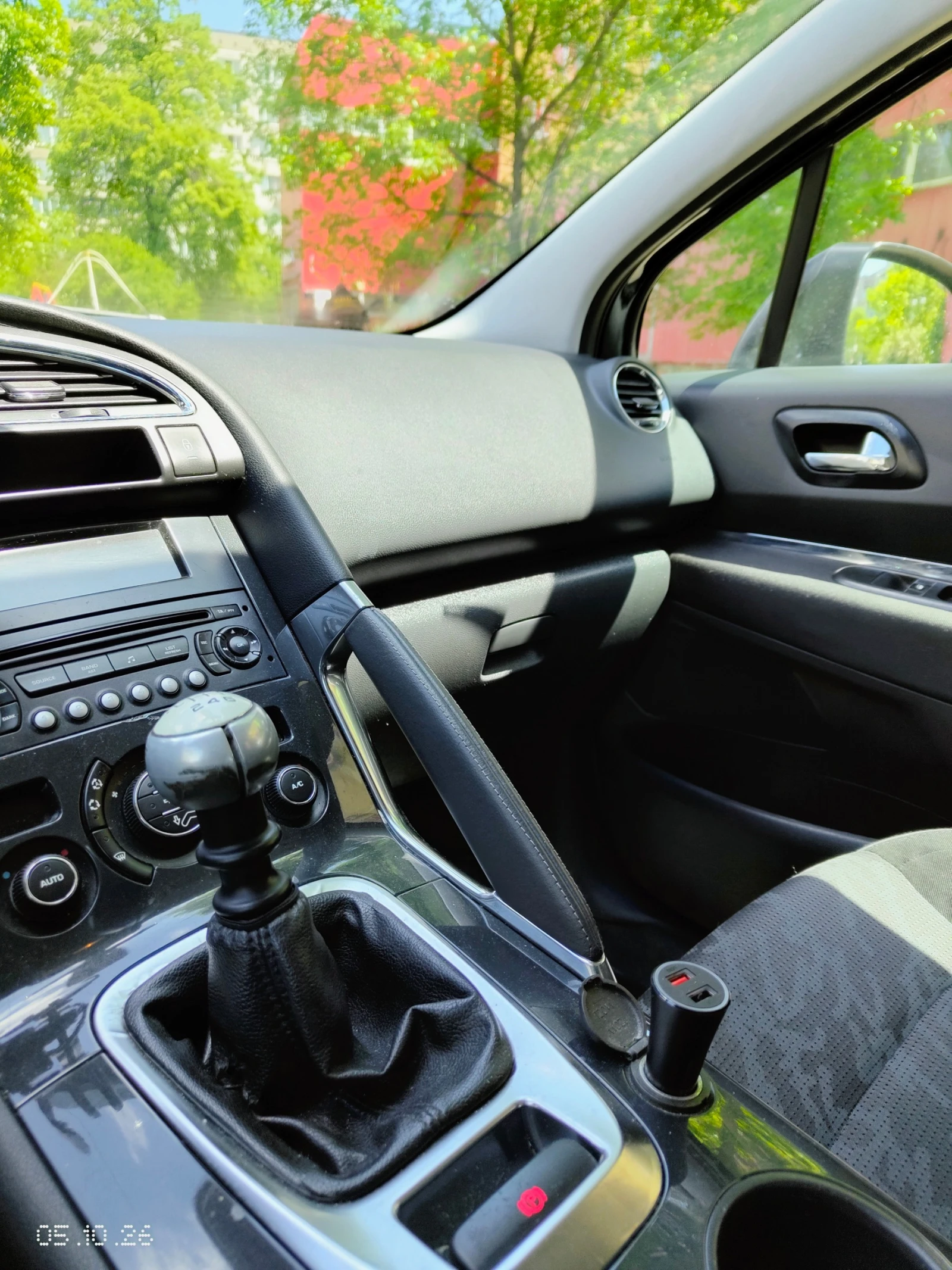 Peugeot 3008 1.6 HDI, снимка 9 - Автомобили и джипове - 55682201