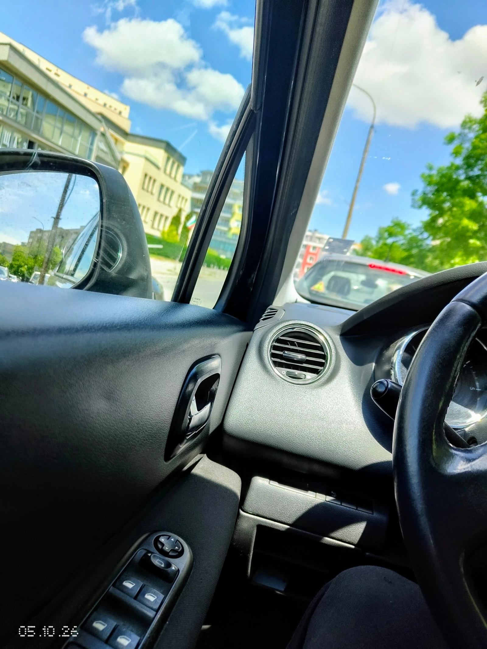 Peugeot 3008 1.6 HDI, снимка 8 - Автомобили и джипове - 55682201