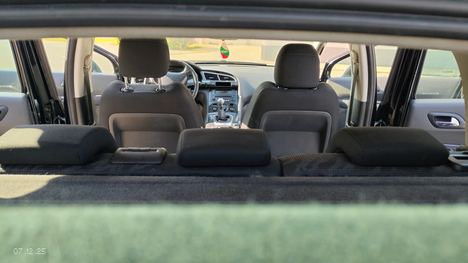 Peugeot 3008 1.6 HDI, снимка 12 - Автомобили и джипове - 55682201