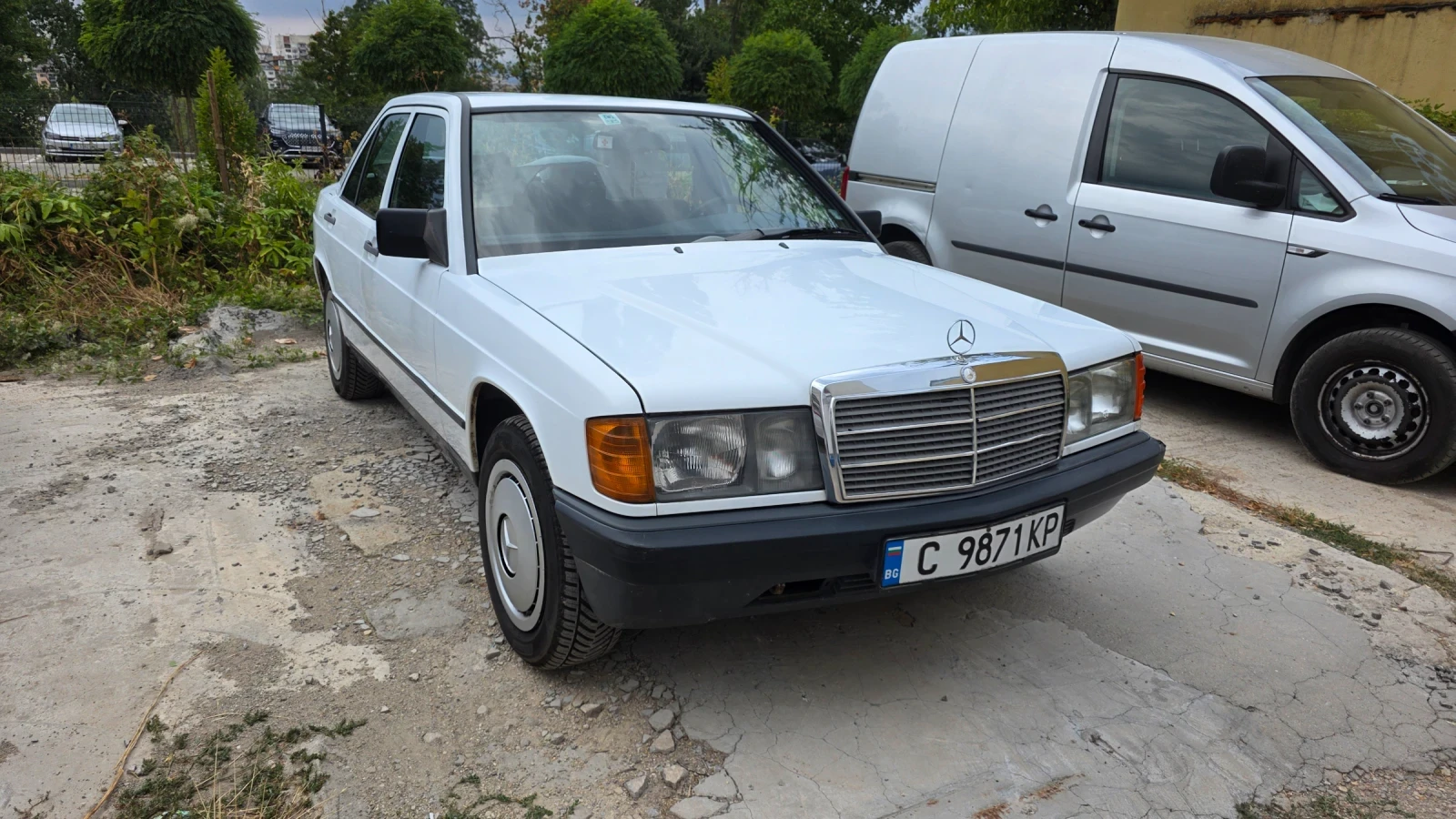 Mercedes-Benz 190 2.0 i benzin , снимка 9 - Автомобили и джипове - 56138324