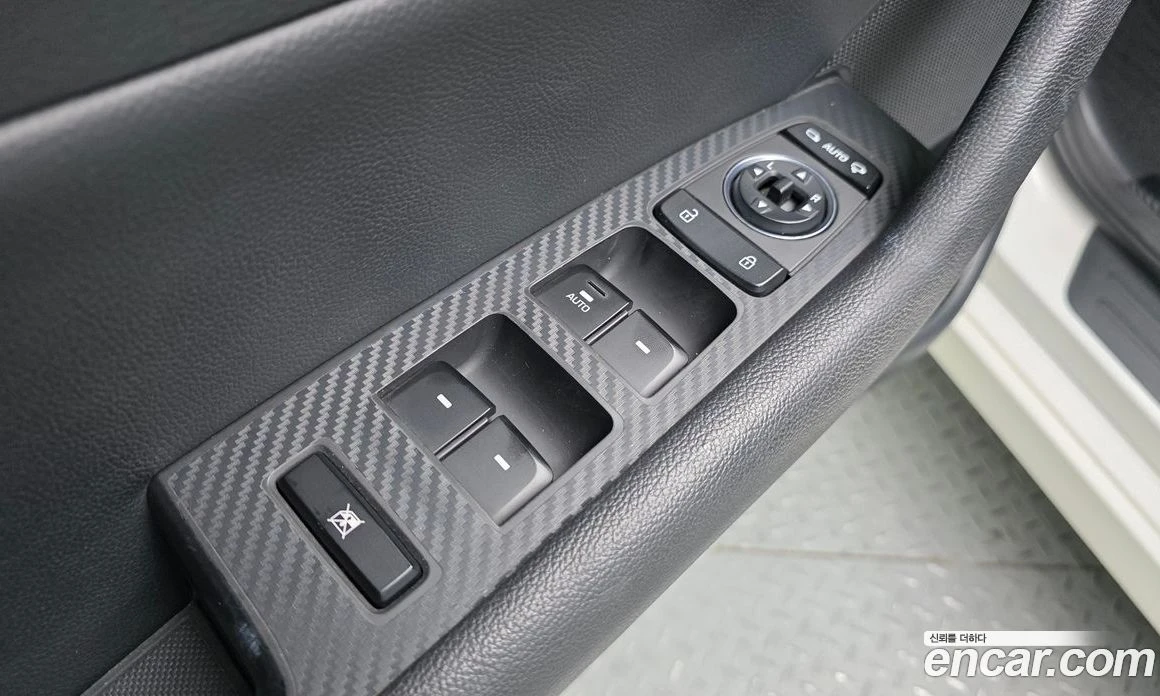 Hyundai Sonata LPI Style, снимка 12 - Автомобили и джипове - 56155357