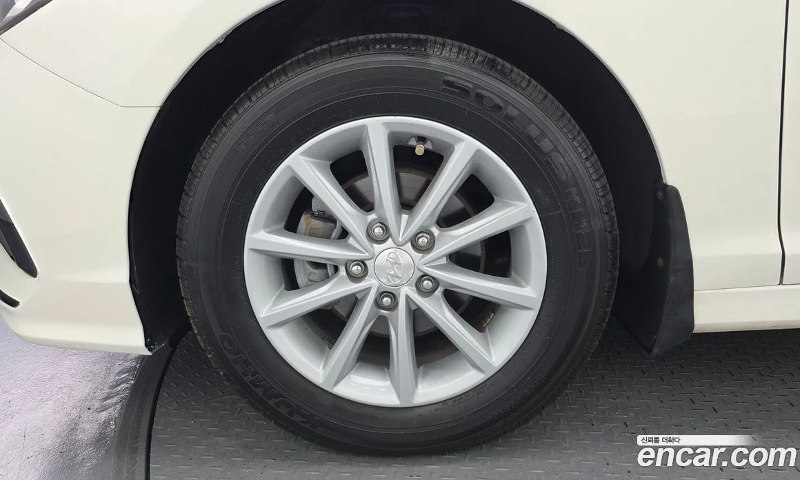Hyundai Sonata LPI Style, снимка 5 - Автомобили и джипове - 56155357