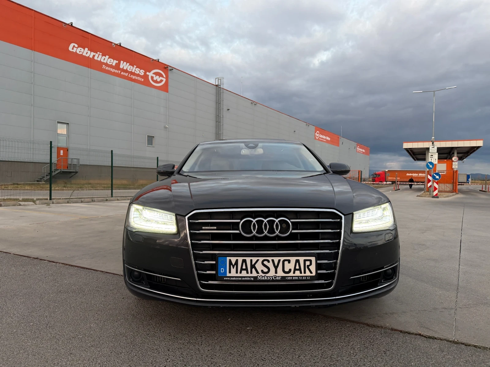 Audi A8 4.2TDI FULL EXCLUSIVE 3xTV, снимка 2 - Автомобили и джипове - 56202768
