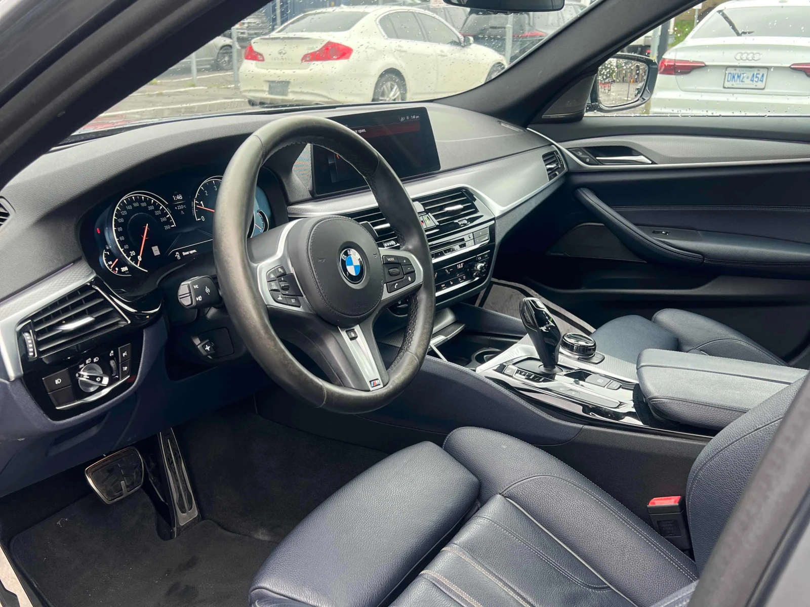 BMW 530 XDRIVE * CARFAX * AWD * NAV, снимка 6 - Автомобили и джипове - 56293780