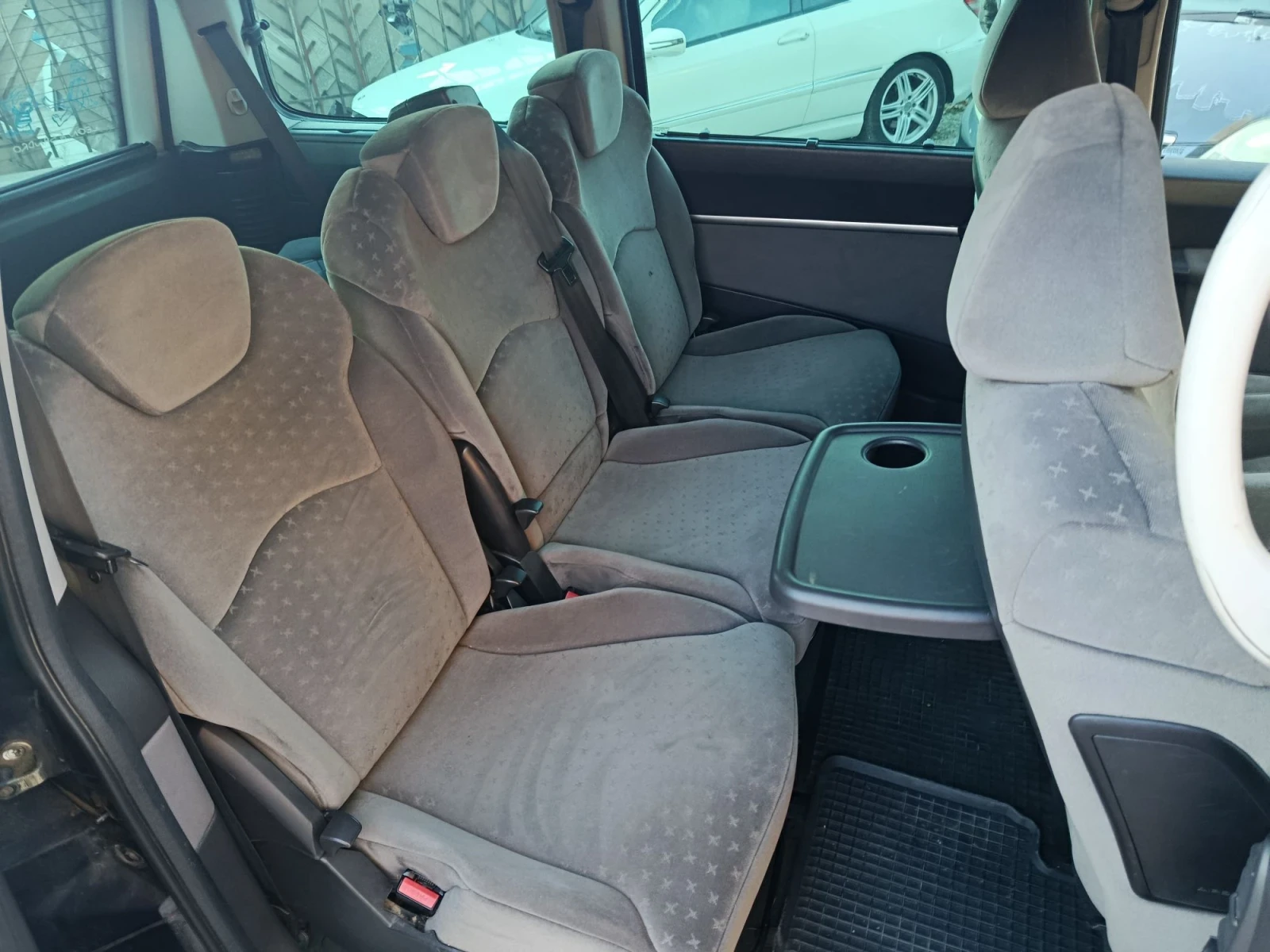 Peugeot 807 2.0 HDI 110k , снимка 11 - Автомобили и джипове - 56364130