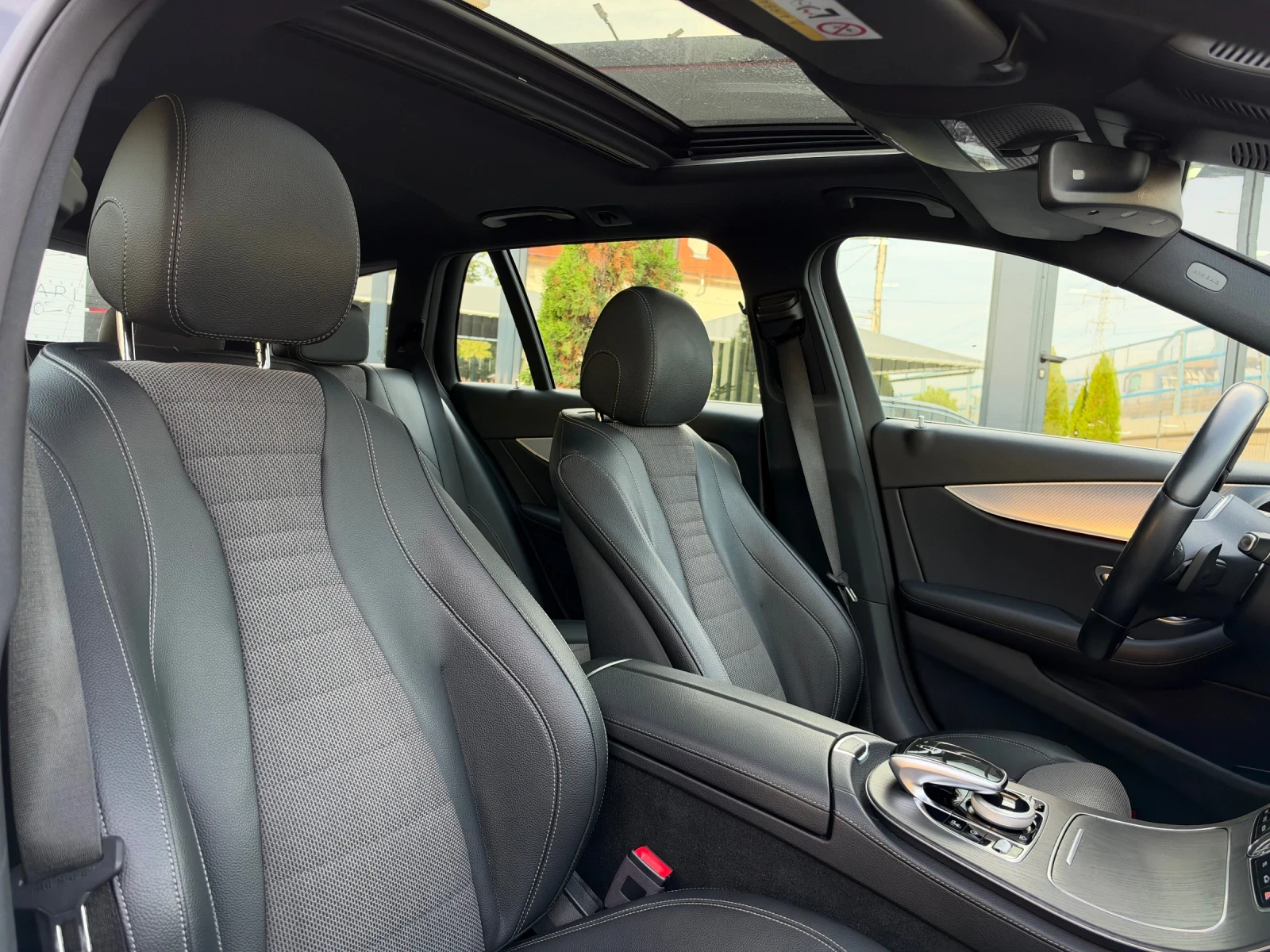 Mercedes-Benz E 220 d 4Matic Avantagarde Digital Distronic Keyless 360 | Mobile.bg � ����������� 12