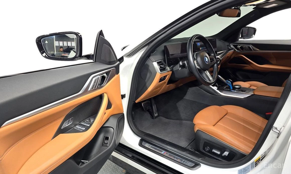 BMW i4, снимка 10 - Автомобили и джипове - 56595007