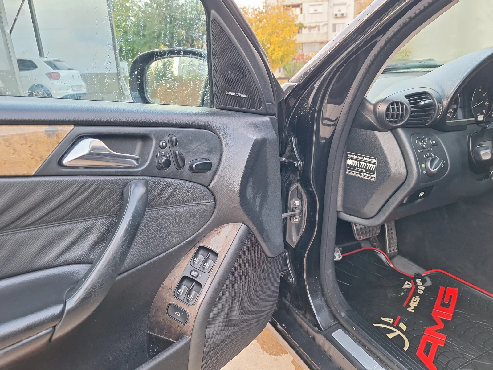 Mercedes-Benz C 350 3.5 бензин, снимка 6 - Автомобили и джипове - 56646796