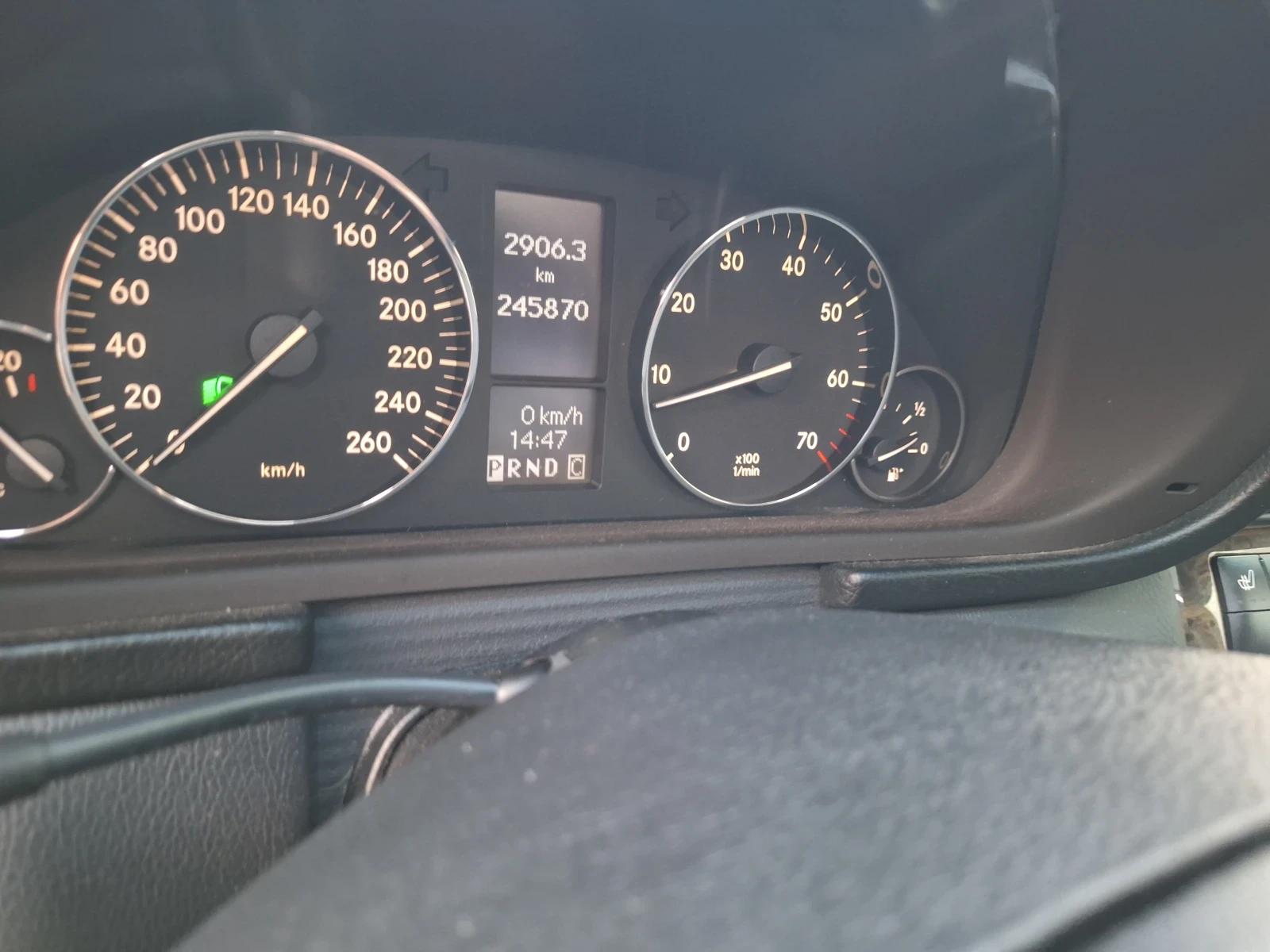 Mercedes-Benz C 350 3.5 бензин, снимка 10 - Автомобили и джипове - 56646796