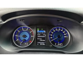 Toyota Hilux Double Cab 2.4D 6AT 4x4 Invincible, снимка 14