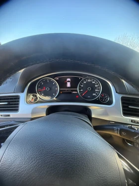 VW Touareg - 15384 € / 30088.49 лв. - 73219725 9