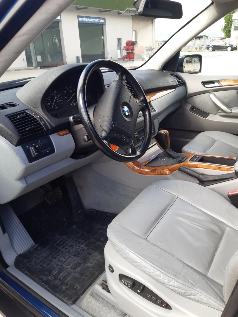 BMW X5 4.4, снимка 10 - Автомобили и джипове - 47357396