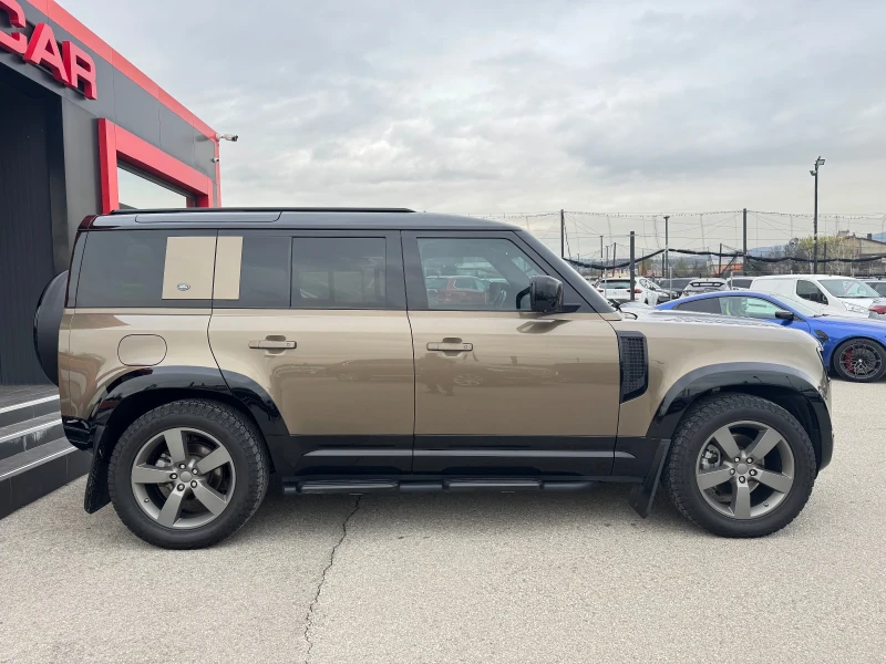 Land Rover Defender 110-FIRST EDITION-KEYLESS-ПАНОРАМА-КАМЕРИ-FULL, снимка 6 - Автомобили и джипове - 49912007