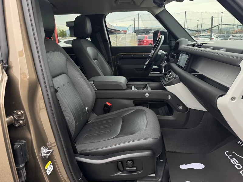 Land Rover Defender 110-FIRST EDITION-KEYLESS-ПАНОРАМА-КАМЕРИ-FULL, снимка 17 - Автомобили и джипове - 49912007