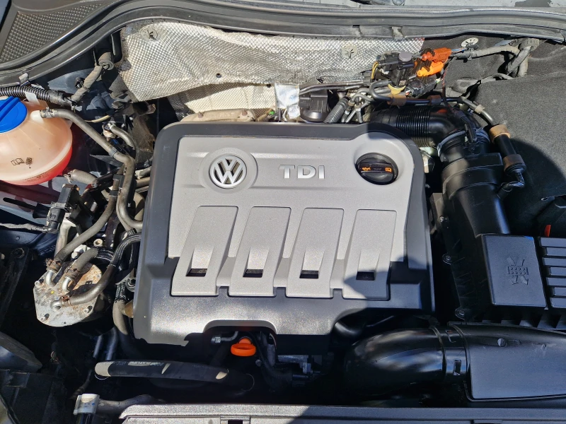 VW Tiguan 2.0TDI HIGH LINE, снимка 15 - Автомобили и джипове - 51997265