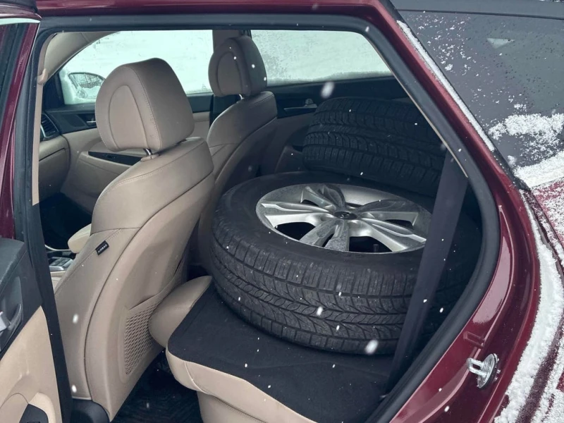 Hyundai Tucson * Luxury * CARFAX * БЕЗ ПЪРВОНАЧАЛНА ВНОСКА, снимка 11 - Автомобили и джипове - 53269061
