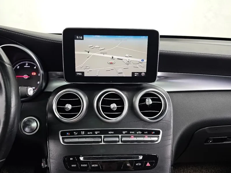 Mercedes-Benz GLC 220 4MATIC - САМО 30% АВАНС, снимка 14 - Автомобили и джипове - 56005617
