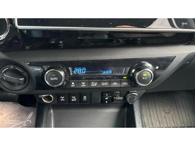 Toyota Hilux Double Cab 2.4D 6AT 4x4 Invincible | Mobile.bg � ����������� 10