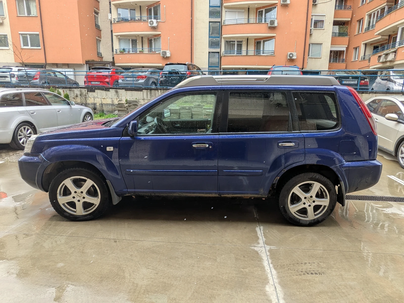 Nissan X-trail 2.2 dci - изображение 2