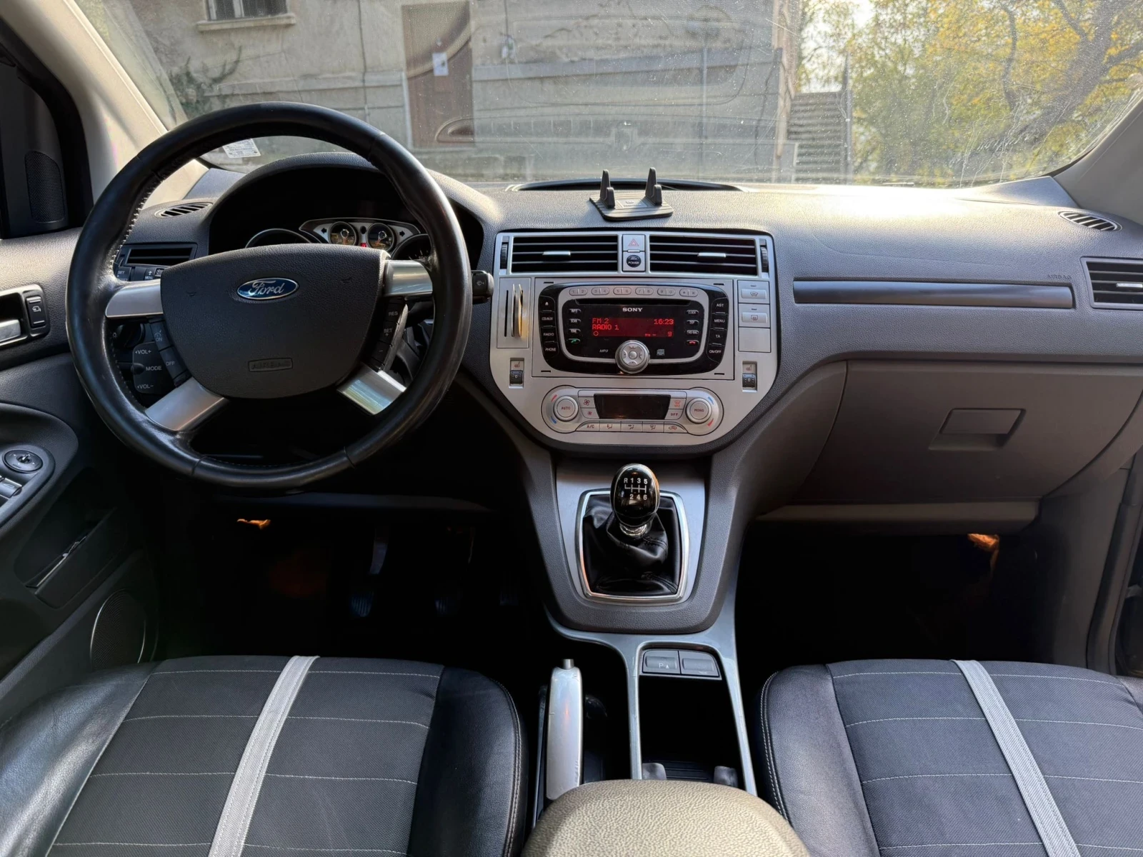 Ford Kuga Titanium - изображение 6