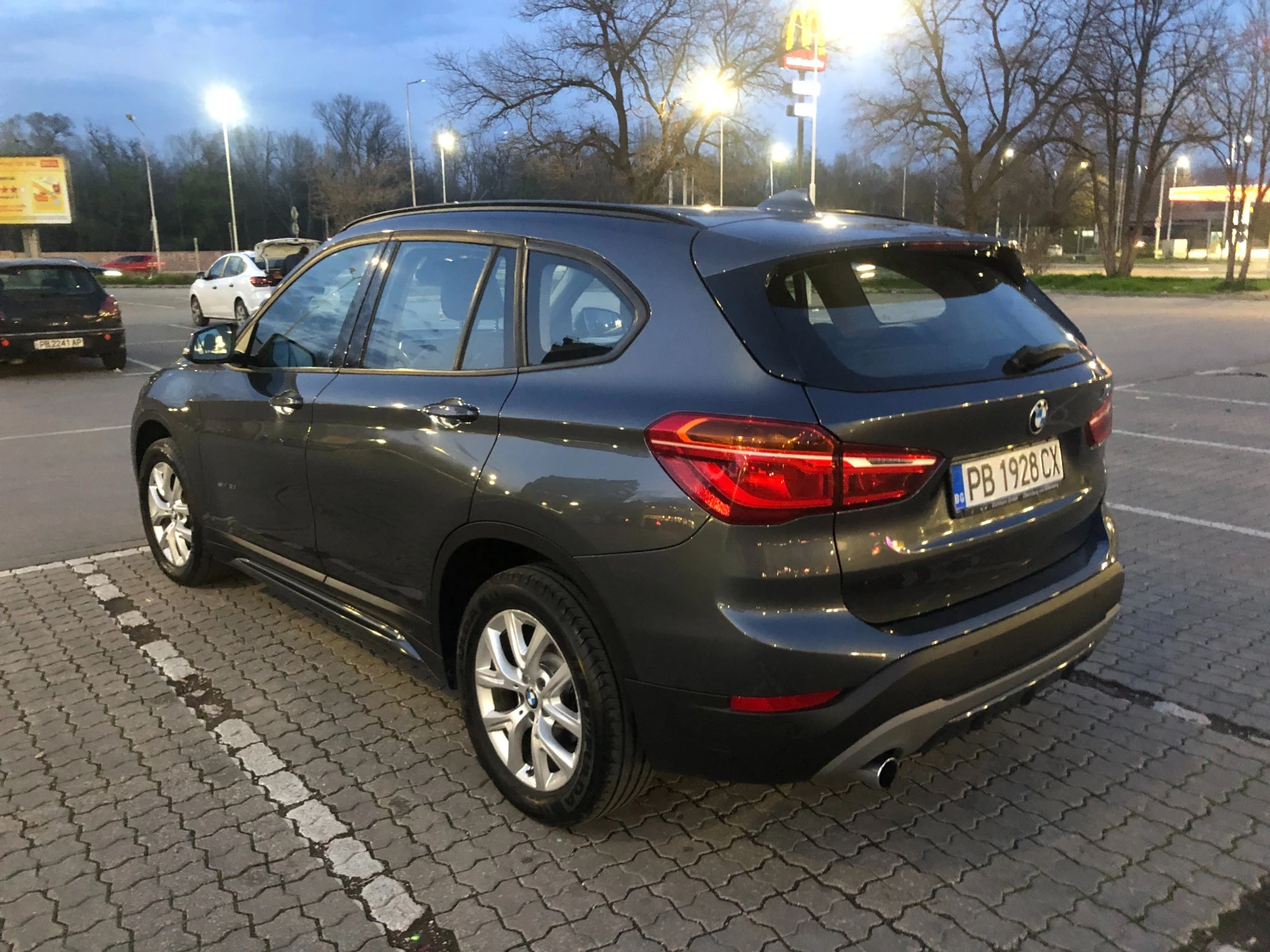 BMW X1 S Drive 18d, снимка 11 - Автомобили и джипове - 53008500