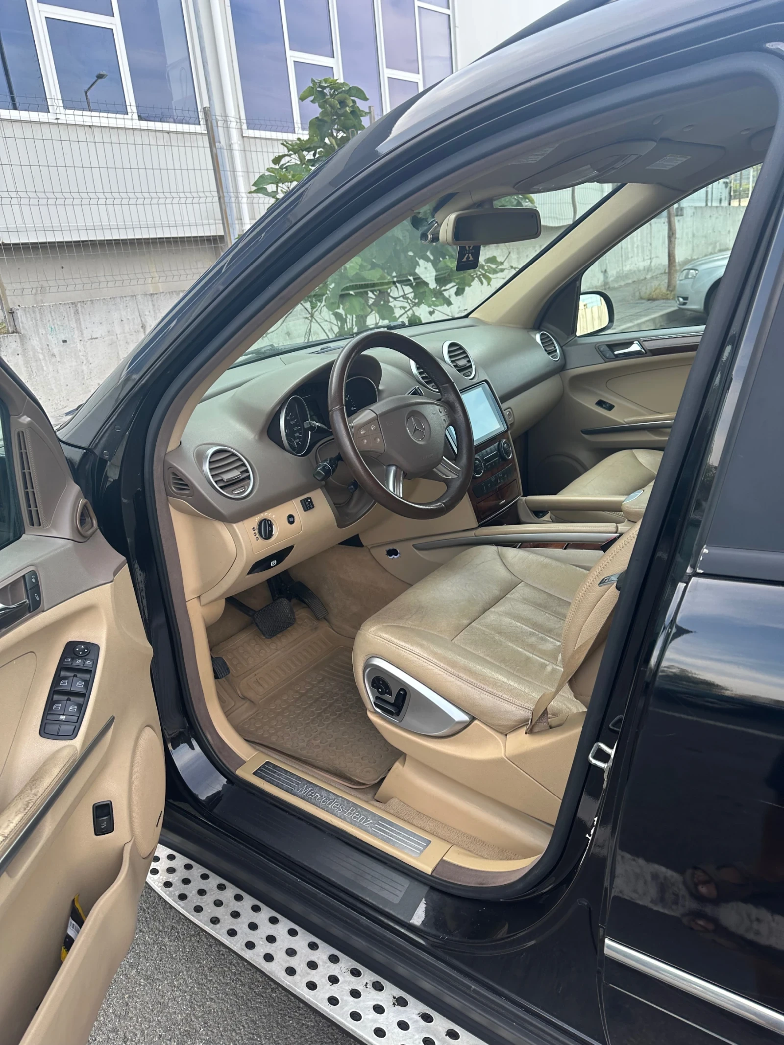 Mercedes-Benz ML 500  - изображение 9