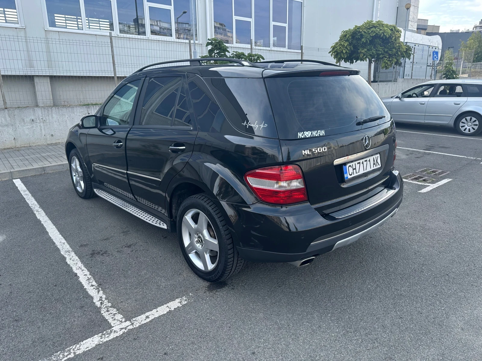 Mercedes-Benz ML 500  - изображение 4