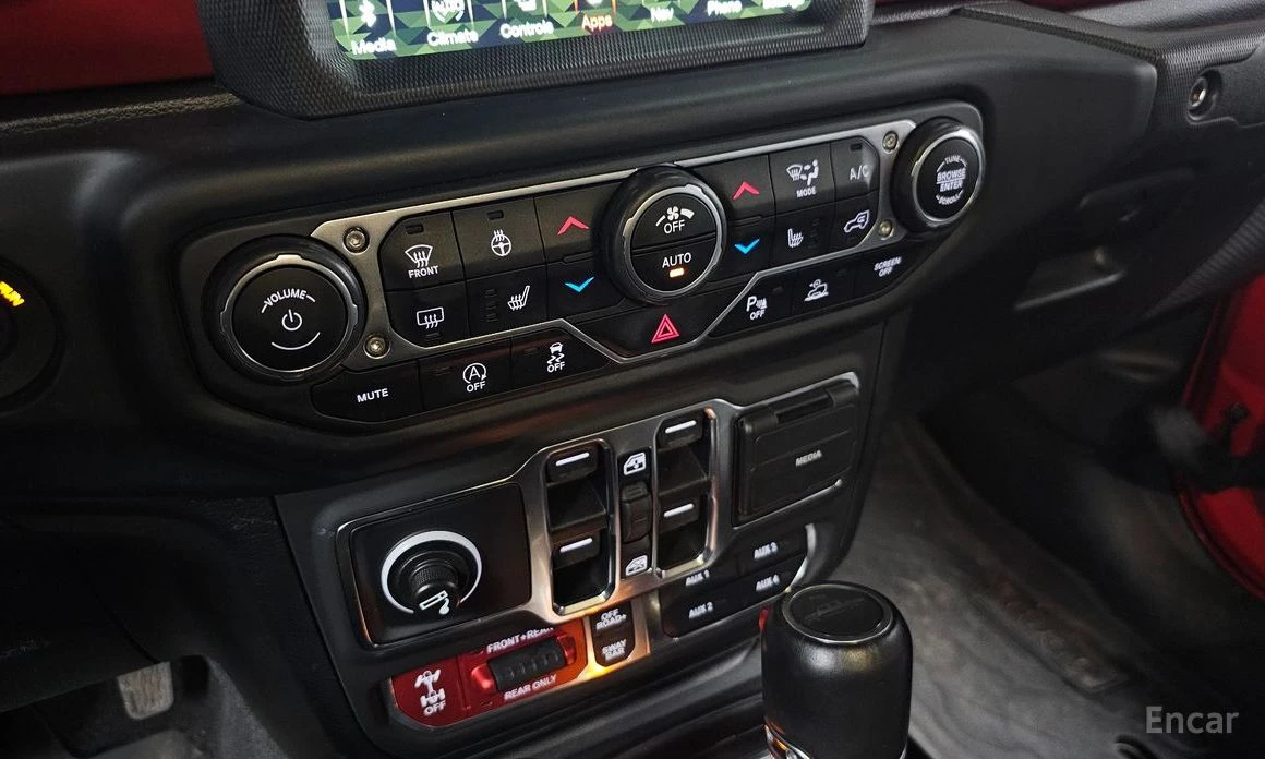 Jeep Gladiator 3.6* V6* RUBICON* ПОДГРЕВ* КАМЕРА* , снимка 12 - Автомобили и джипове - 54149994