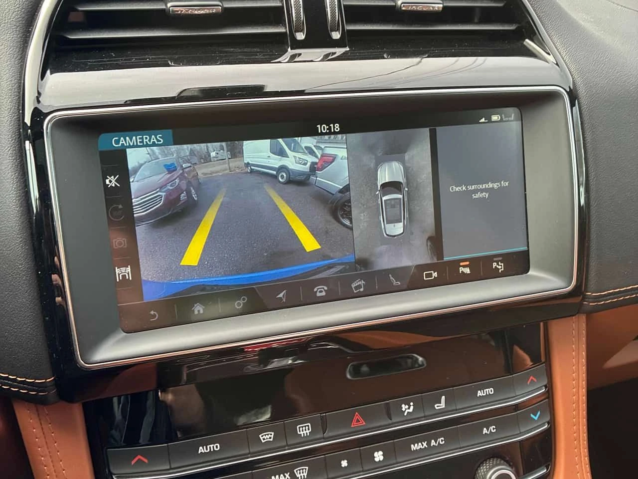 Jaguar F-PACE * SVR * CARFAX * ���� �� �� | Mobile.bg � ����������� 9